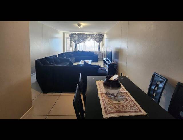 3 BEDROOM APARTMENT RENTED IN HUMEWOOD